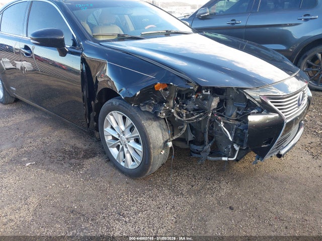 2014 Lexus Es 300h მანქანა იყიდება აუქციონზე, vin: JTHBW1GG8E2068198, აუქციონის ნომერი: 44080748