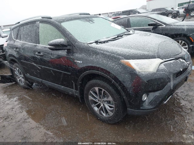 JTMRJREV8JD162854 Toyota Rav4 Hybrid Xle