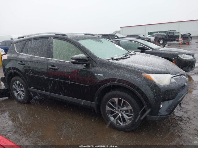 JTMRJREV8JD162854 Toyota Rav4 Hybrid Xle