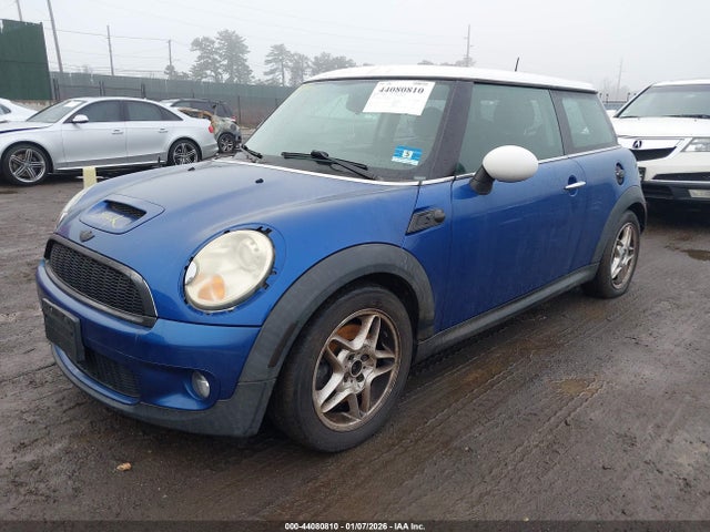 2009 MINI COOPER S WMWMF73579TT97344 Photo 1