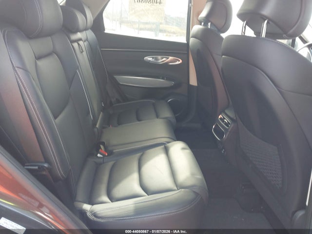 Genesis Gv70 2.5t Awd 2025 KMUMADTB5SU177624 Image 8