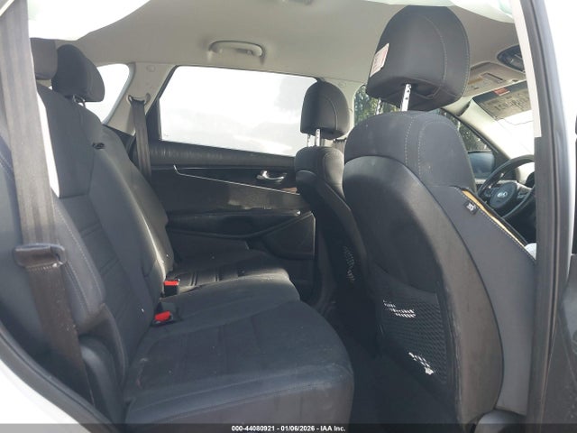 5XYPG4A32HG254535 KIA Sorento 2.4l Lx