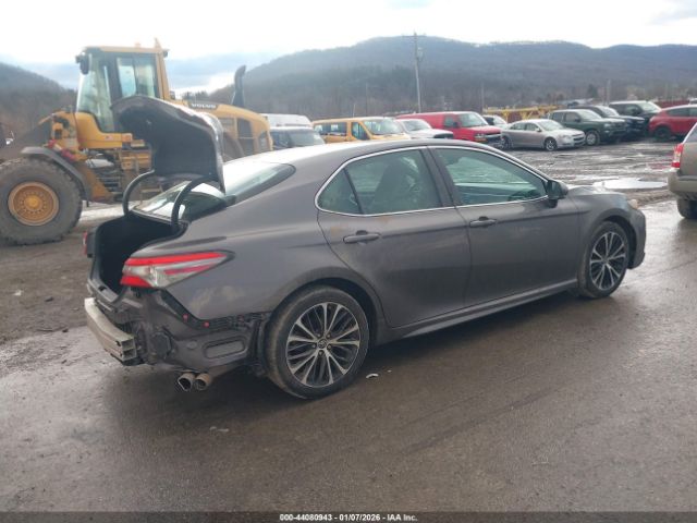 2018 TOYOTA CAMRY 4T1B11HK5JU016170 Photo 3