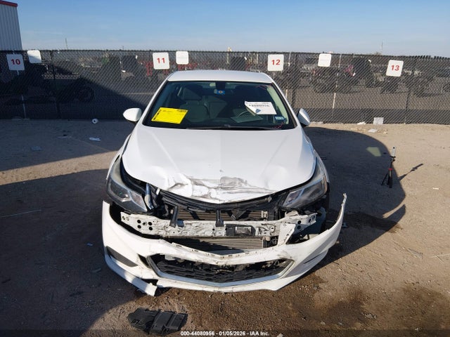 1G1BE5SM7J7188931 Chevrolet Cruze Lt Auto