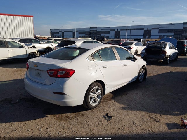 1G1BE5SM7J7188931 Chevrolet Cruze Lt Auto