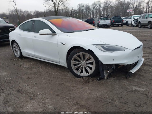 2016 TESLA MODEL S 5YJSA1E26GF167674 Photo 0
