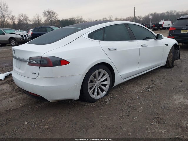 2016 TESLA MODEL S 5YJSA1E26GF167674 Photo 3