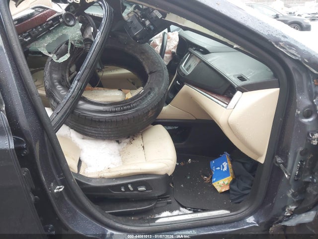 2019 CADILLAC XT5 1GYKNDRS6KZ206602 Photo 4