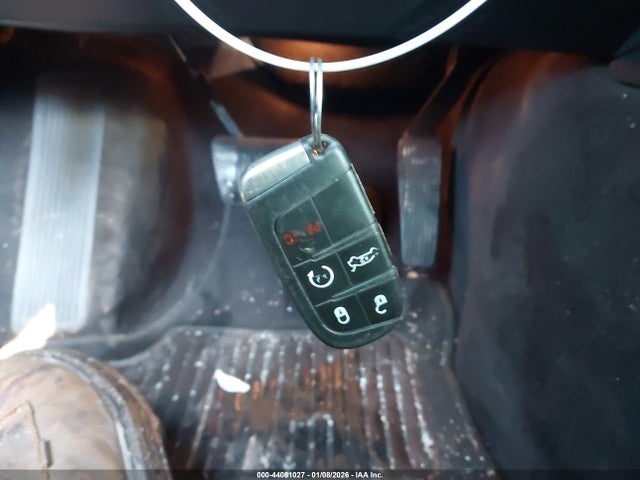 2017 CHRYSLER 300 2C3CCAGG7HH627092 Photo 10