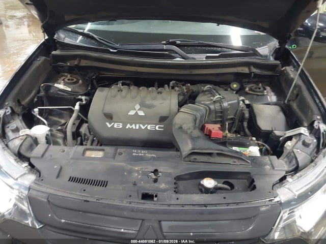 2016 MITSUBISHI OUTLANDER JA4JZ4AX3GZ011751 Photo 9