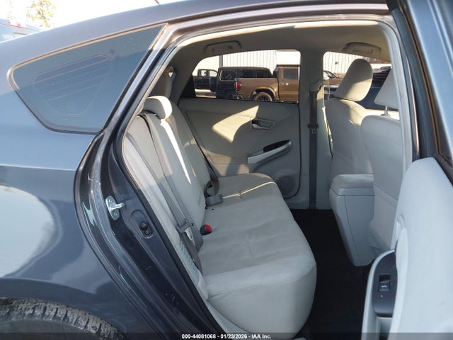 Toyota Prius Two 2015 JTDKN3DU5F1879667 Image 19