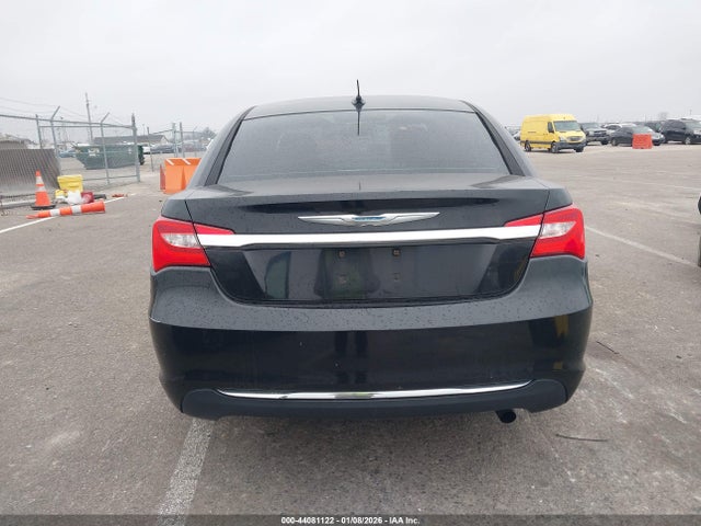 Продажа на аукционе авто 2011 Chrysler 200 Lx, vin: 1C3BC4FB9BN617763, номер лота: 44081122