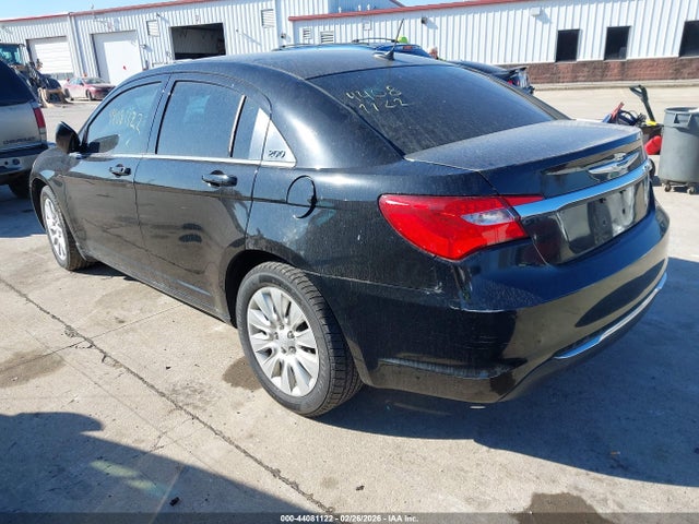 Продажа на аукционе авто 2011 Chrysler 200 Lx, vin: 1C3BC4FB9BN617763, номер лота: 44081122