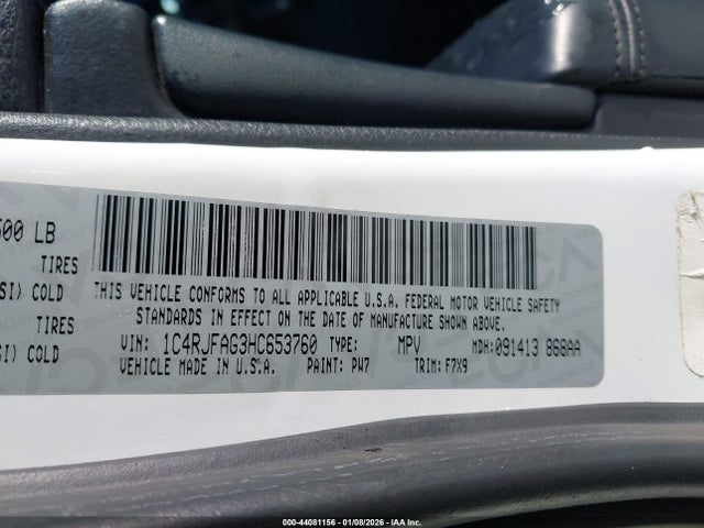 1C4RJFAG3HC653760 Jeep Grand Cherokee Laredo 4x4