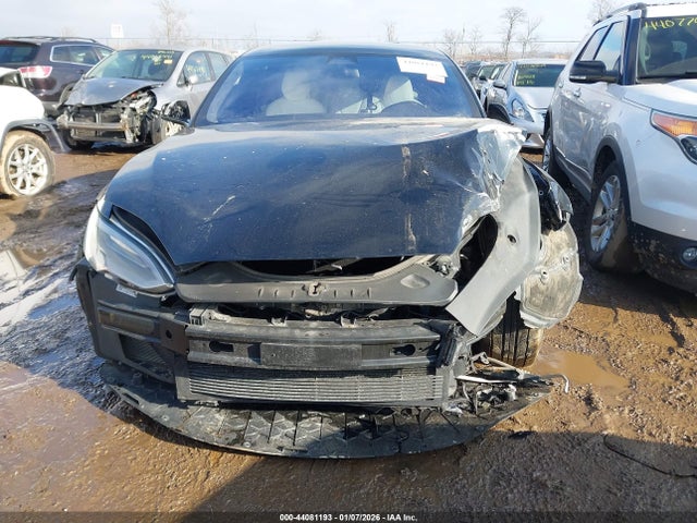 44081193 :رقم المزاد ، 5YJSA1E43KF340710 vin ، 2019 Tesla Model S 100d/long Range/p100d/performance مزاد بيع