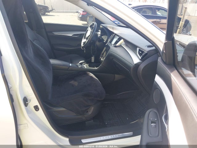 44081214 :رقم المزاد ، 3PCAJ5M10KF120886 vin ، 2019 Infiniti Qx50 Luxe مزاد بيع