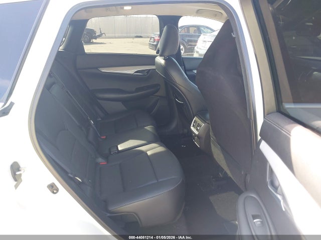 44081214 :رقم المزاد ، 3PCAJ5M10KF120886 vin ، 2019 Infiniti Qx50 Luxe مزاد بيع