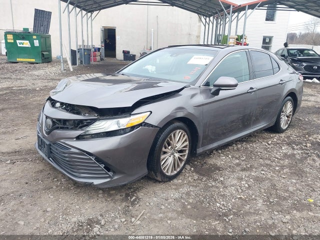 Продажа на аукционе авто 2018 Toyota Camry Xle, vin: 4T1B11HK5JU021756, номер лота: 44081219