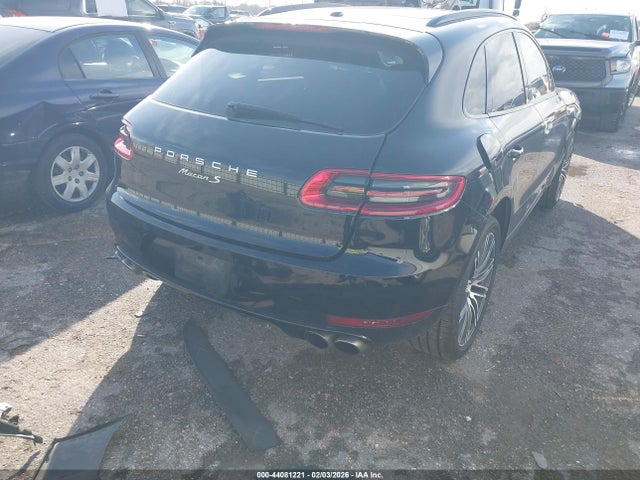 2017 PORSCHE MACAN WP1AB2A53HLB18718 Photo 3