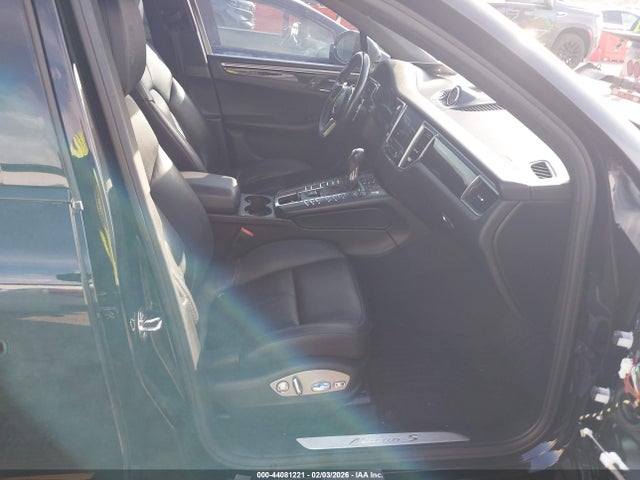 2017 PORSCHE MACAN WP1AB2A53HLB18718 Photo 4