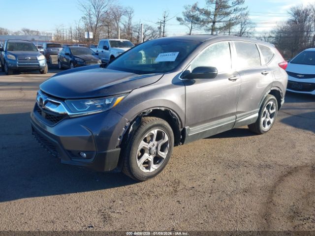 2018 HONDA CR-V 7FARW2H51JE087755 Photo 1