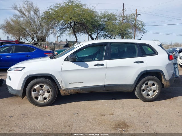 1C4PJMABXEW272580 Jeep Cherokee Sport