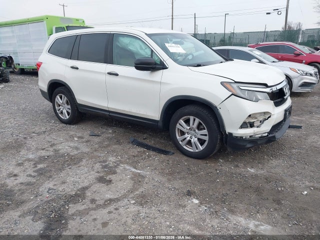 5FNYF6H16JB053368 Honda PILOT LX
