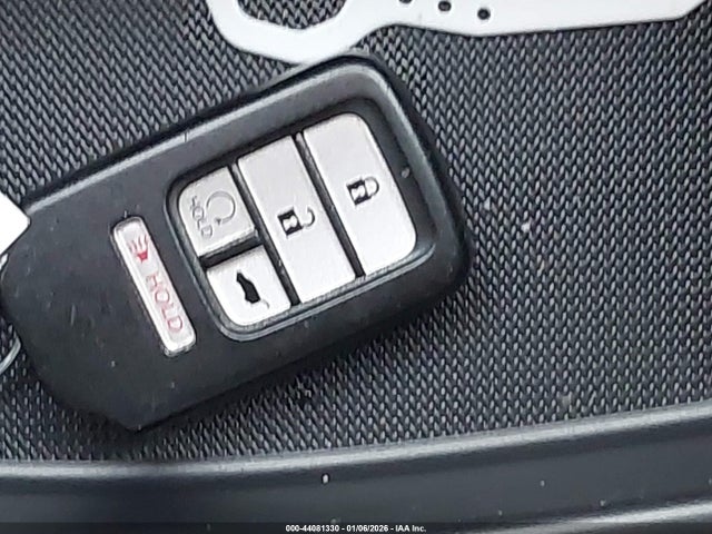 5FNYF6H16JB053368 Honda PILOT LX
