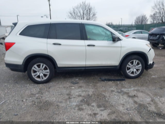 5FNYF6H16JB053368 Honda PILOT LX