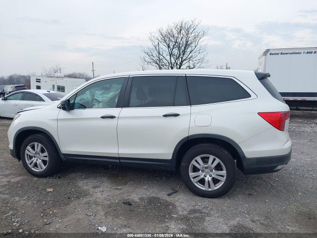 5FNYF6H16JB053368 Honda PILOT LX