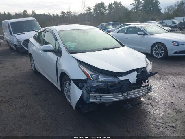 JTDKAMFUXM3151813 Toyota Prius L Eco
