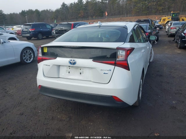 JTDKAMFUXM3151813 Toyota Prius L Eco