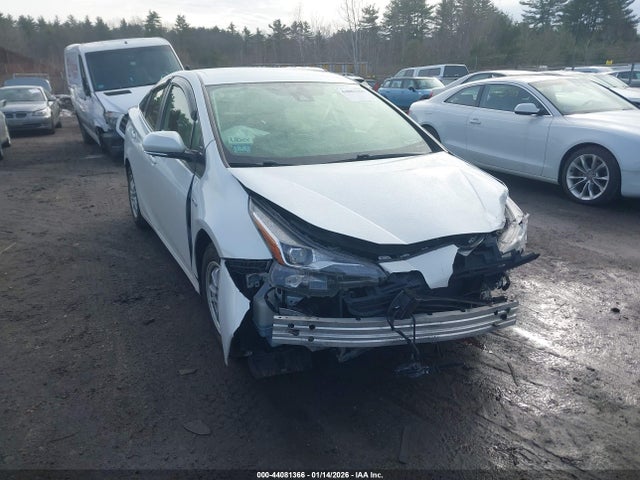 JTDKAMFUXM3151813 Toyota Prius L Eco