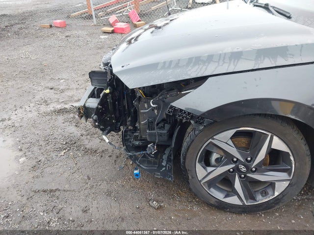 Hyundai ELANTRA SEL 2022 5NPLN4AG4NH075845 Image 18