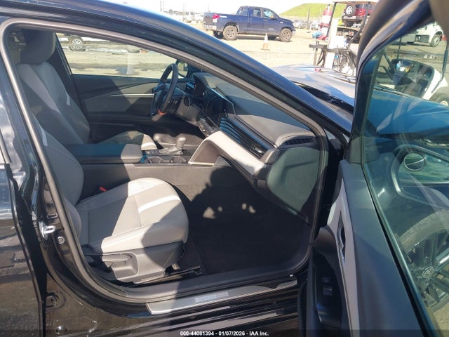 Toyota CAMRY SE 2025 4T1DAACK9SU615560 Image 5