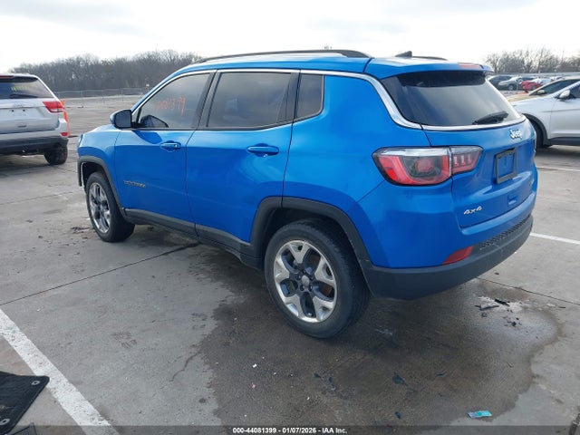 2019 JEEP COMPASS 3C4NJDCB9KT753491 Photo 2