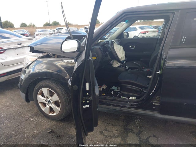 KNDJN2A24H7423216 KIA Soul