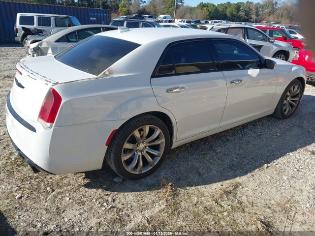 44081445 :رقم المزاد ، 2C3CCAEG8KH698120 vin ، 2019 Chrysler 300 Limited مزاد بيع