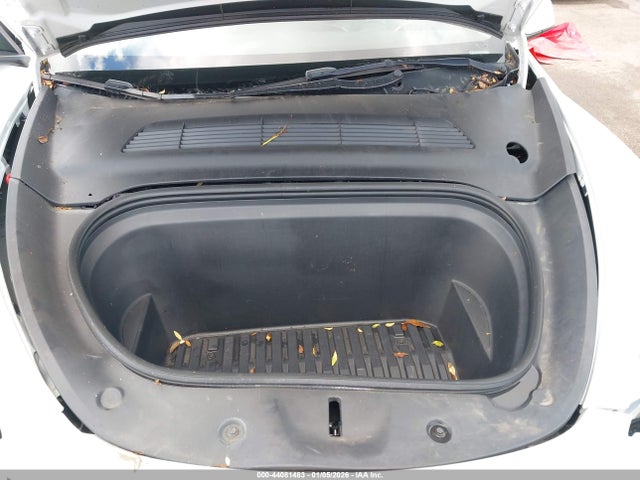 2023 TESLA MODEL Y 7SAYGDEE4PA038062 Photo 9