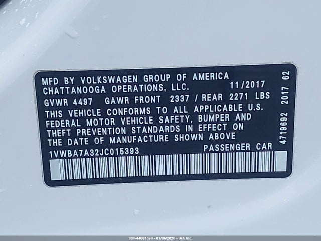 1VWBA7A32JC015393 Volkswagen Passat 2.0t Se