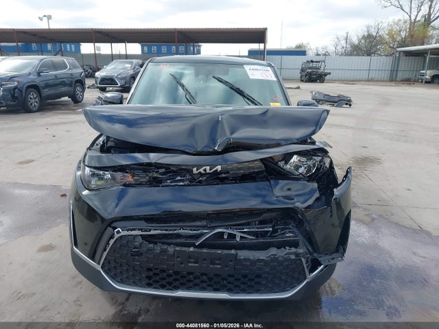 2025 Kia Soul Lx მანქანა იყიდება აუქციონზე, vin: KNDJ23AU2S7958584, აუქციონის ნომერი: 44081560