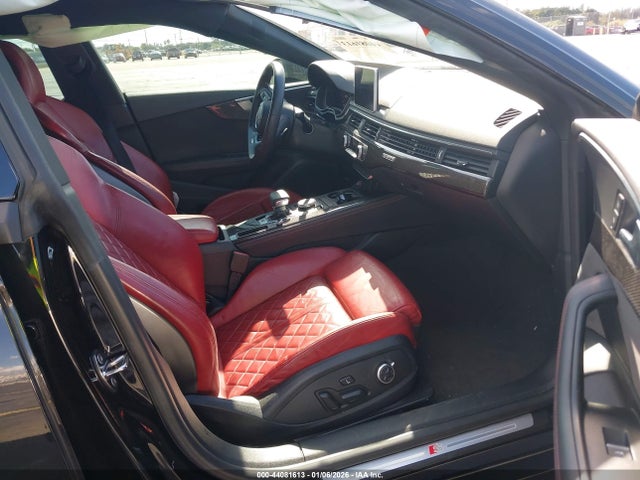 2019 AUDI S5 WAUB4CF50KA074613 Photo 4