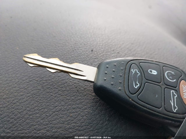 Продаж на аукціоні авто 2011 Chrysler 200 Touring, vin: 1C3BC2EG4BN532671, номер лоту: 44081627