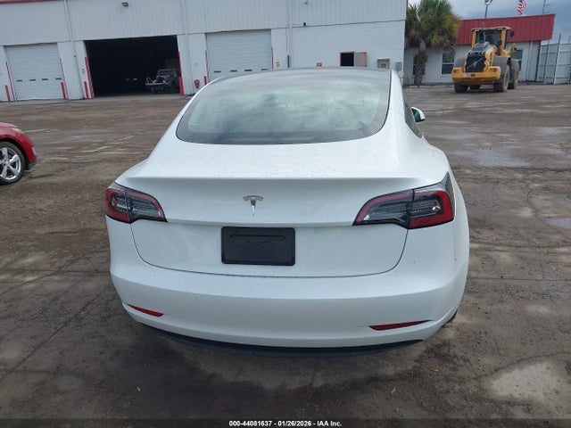 Продаж на аукціоні авто 2023 Tesla Model 3 Rear-wheel Drive, vin: 5YJ3E1EA8PF582141, номер лоту: 44081637