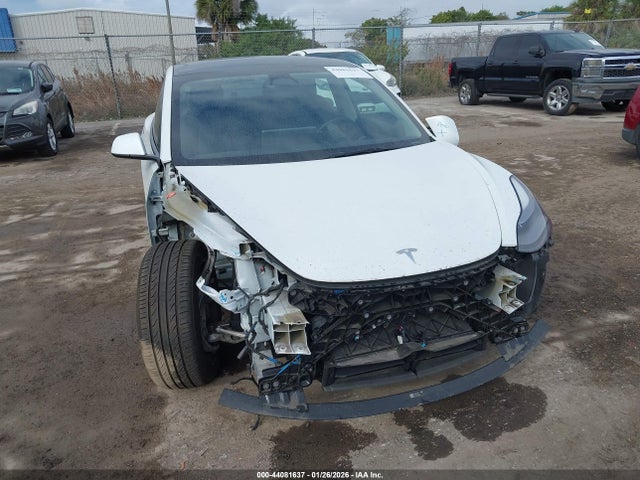 Продаж на аукціоні авто 2023 Tesla Model 3 Rear-wheel Drive, vin: 5YJ3E1EA8PF582141, номер лоту: 44081637