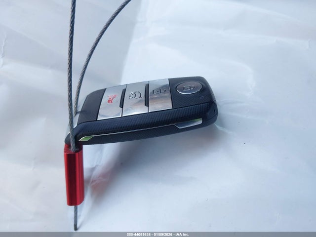 2019 KIA NIRO PLUG-IN HYBRID KNDCD3LD2K5341990 Photo 10