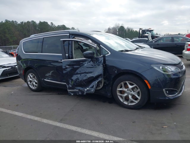 44081750 :رقم المزاد ، 2C4RC1BGXLR121305 vin ، 2020 Chrysler Pacifica Touring L مزاد بيع