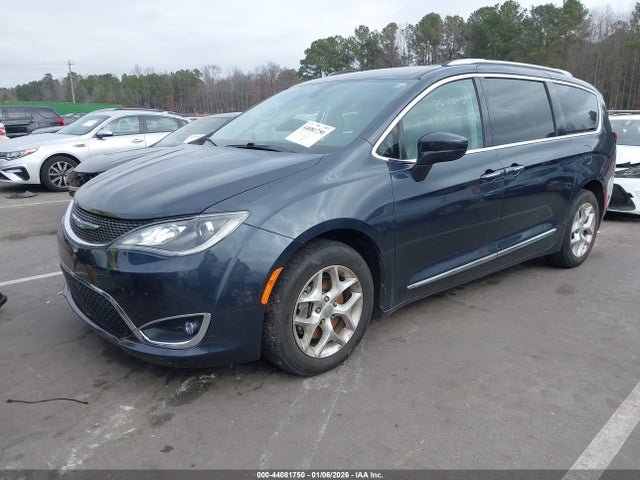 44081750 :رقم المزاد ، 2C4RC1BGXLR121305 vin ، 2020 Chrysler Pacifica Touring L مزاد بيع