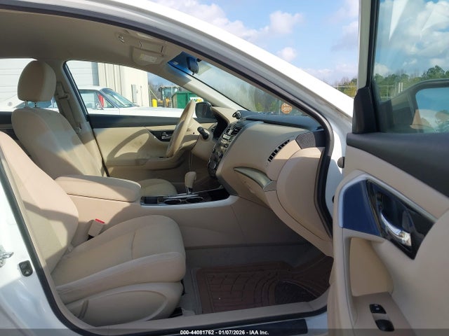 Nissan Altima 2.5 S 2014 1N4AL3AP2EC149272 Image 5