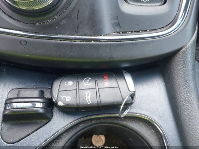 2015 CHRYSLER 200 1C3CCCDG2FN656682 Photo 10